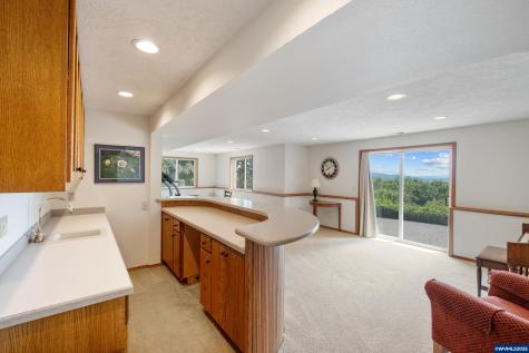 341 Maple Hill Drive NW Salem OR 97304