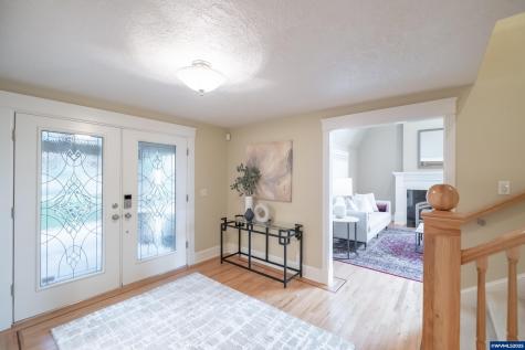341 Maple Hill Drive NW Salem OR 97304