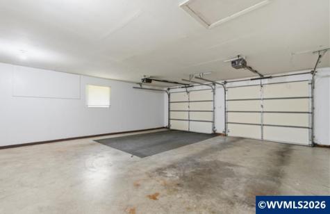 724 South Nebergall Lp NE Albany OR 97321