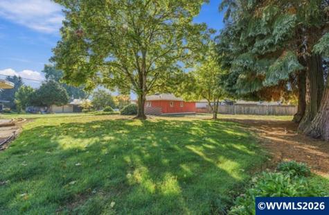 724 South Nebergall Lp NE Albany OR 97321