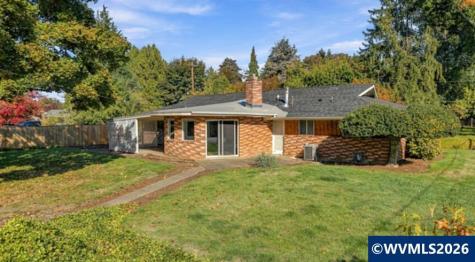 724 South Nebergall Lp NE Albany OR 97321