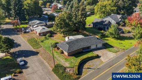 724 South Nebergall Lp NE Albany OR 97321