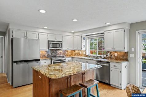 5276 Southbend Drive SE Salem OR 97306