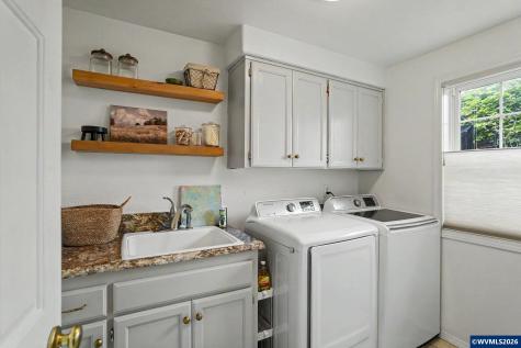 5276 Southbend Drive SE Salem OR 97306