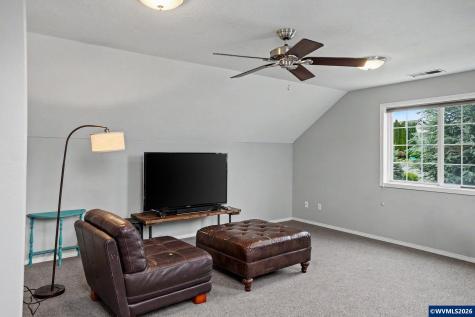 5276 Southbend Drive SE Salem OR 97306
