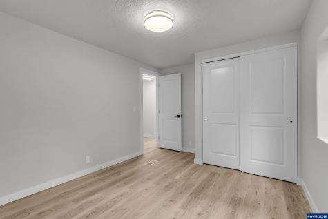 1598 40th Lane Sweet Home OR 97386-3141