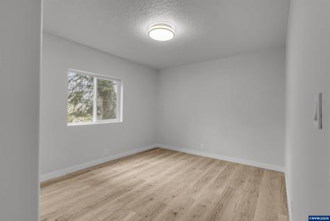 1598 40th Lane Sweet Home OR 97386-3141