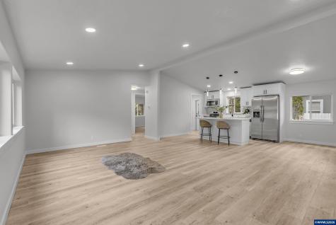 1598 40th Lane Sweet Home OR 97386-3141