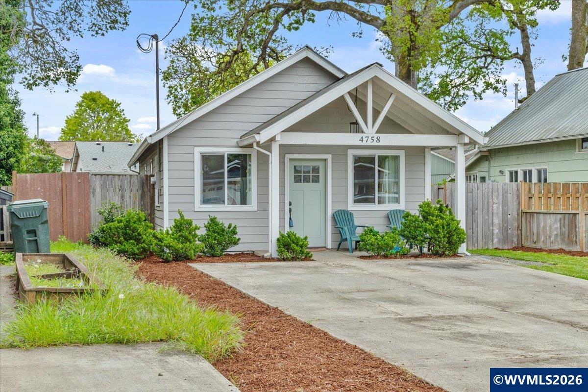 4758 Hayesville Drive NE Salem OR 97305
