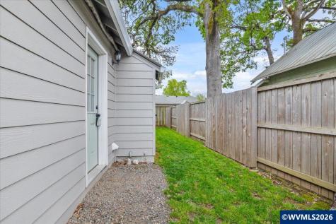 4758 Hayesville Drive NE Salem OR 97305