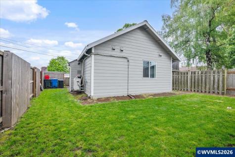 4758 Hayesville Drive NE Salem OR 97305