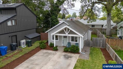 4758 Hayesville Drive NE Salem OR 97305
