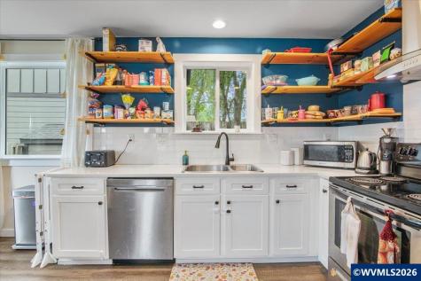4758 Hayesville Drive NE Salem OR 97305