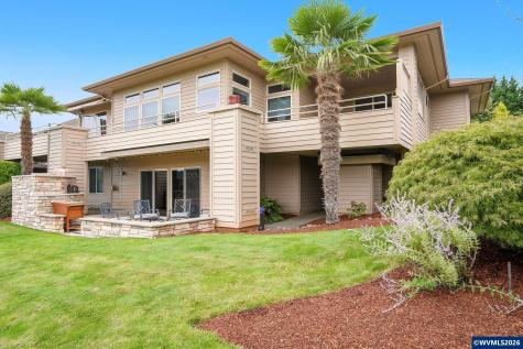 918 Hazeltine Avenue SE Salem OR 97306