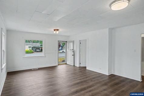 969 SE Miller Avenue Dallas OR 97338