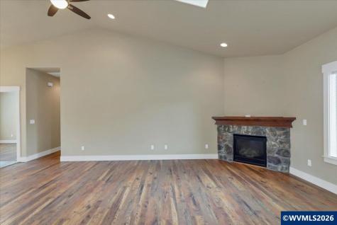 502 SW Augustus Drive Dallas OR 97338-0000