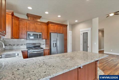 502 SW Augustus Drive Dallas OR 97338-0000