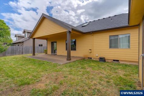 502 SW Augustus Drive Dallas OR 97338-0000