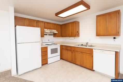 143 SW Wake Robin Avenue Corvallis OR 97333