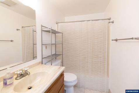 143 SW Wake Robin Avenue Corvallis OR 97333