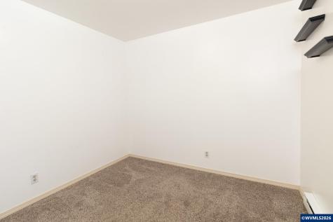 143 SW Wake Robin Avenue Corvallis OR 97333