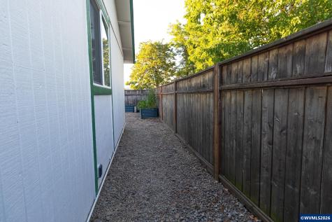 143 SW Wake Robin Avenue Corvallis OR 97333