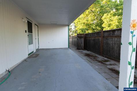 143 SW Wake Robin Avenue Corvallis OR 97333