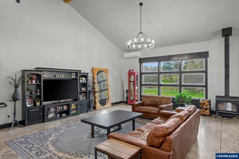 515 SW Levens Street Dallas OR 97338