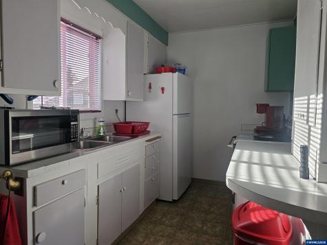 466 S 6 Street Independence OR 97351