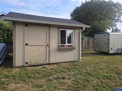 466 S 6 Street Independence OR 97351