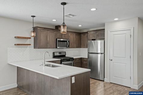 7922 5th Street SE Turner OR 97392