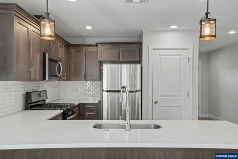 7922 5th Street SE Turner OR 97392