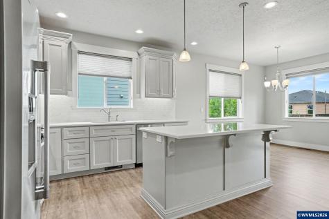 2198 Giovanni Avenue S Salem OR 97306