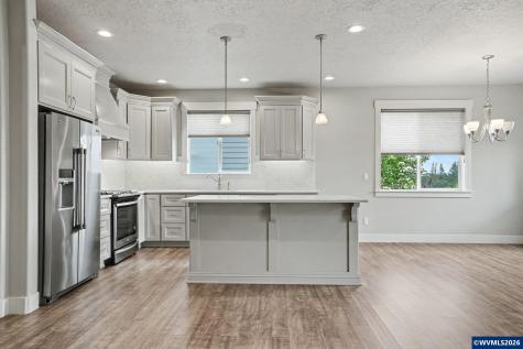 2198 Giovanni Avenue S Salem OR 97306