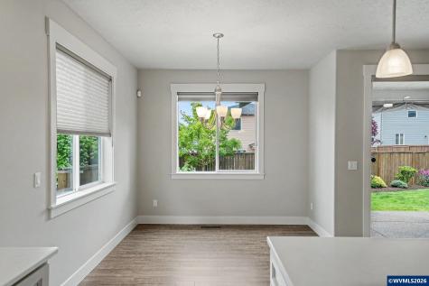 2198 Giovanni Avenue S Salem OR 97306