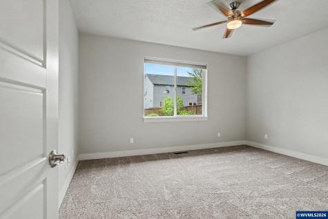 2198 Giovanni Avenue S Salem OR 97306
