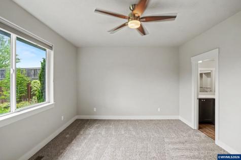 2198 Giovanni Avenue S Salem OR 97306