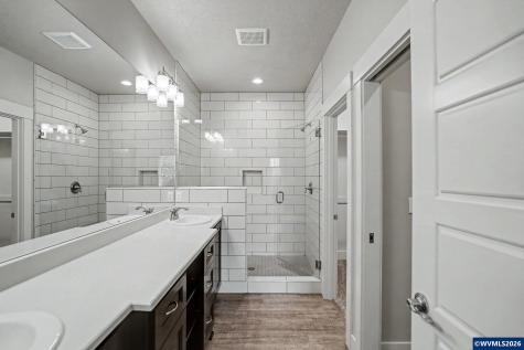 2198 Giovanni Avenue S Salem OR 97306