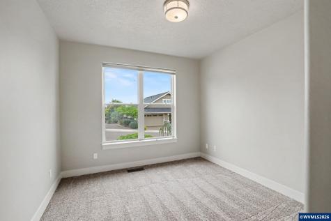 2198 Giovanni Avenue S Salem OR 97306