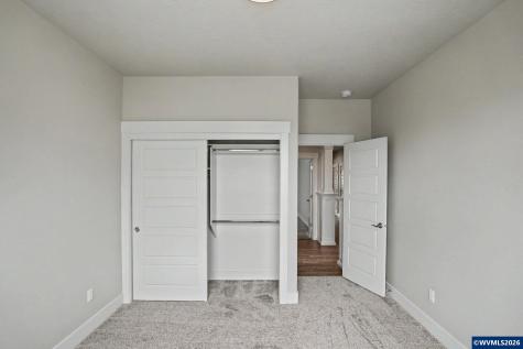 2198 Giovanni Avenue S Salem OR 97306