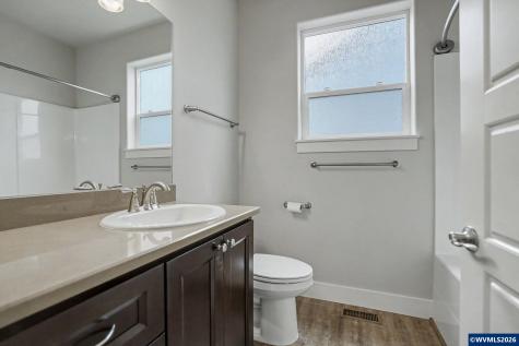 2198 Giovanni Avenue S Salem OR 97306