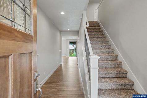 2198 Giovanni Avenue S Salem OR 97306