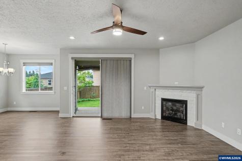 2198 Giovanni Avenue S Salem OR 97306