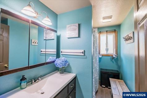 350 W Pine Street Sweet Home OR 97386