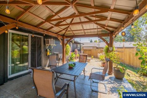 350 W Pine Street Sweet Home OR 97386