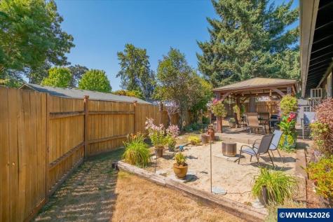 350 W Pine Street Sweet Home OR 97386