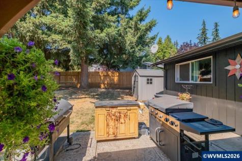 350 W Pine Street Sweet Home OR 97386