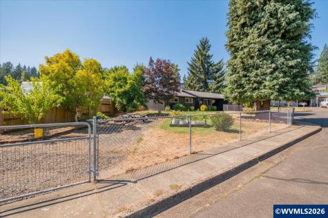 350 W Pine Street Sweet Home OR 97386
