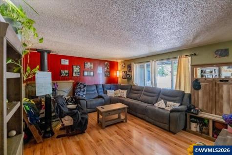 350 W Pine Street Sweet Home OR 97386