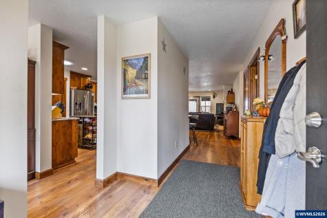 1894 Talbot Road SE Jefferson OR 97352